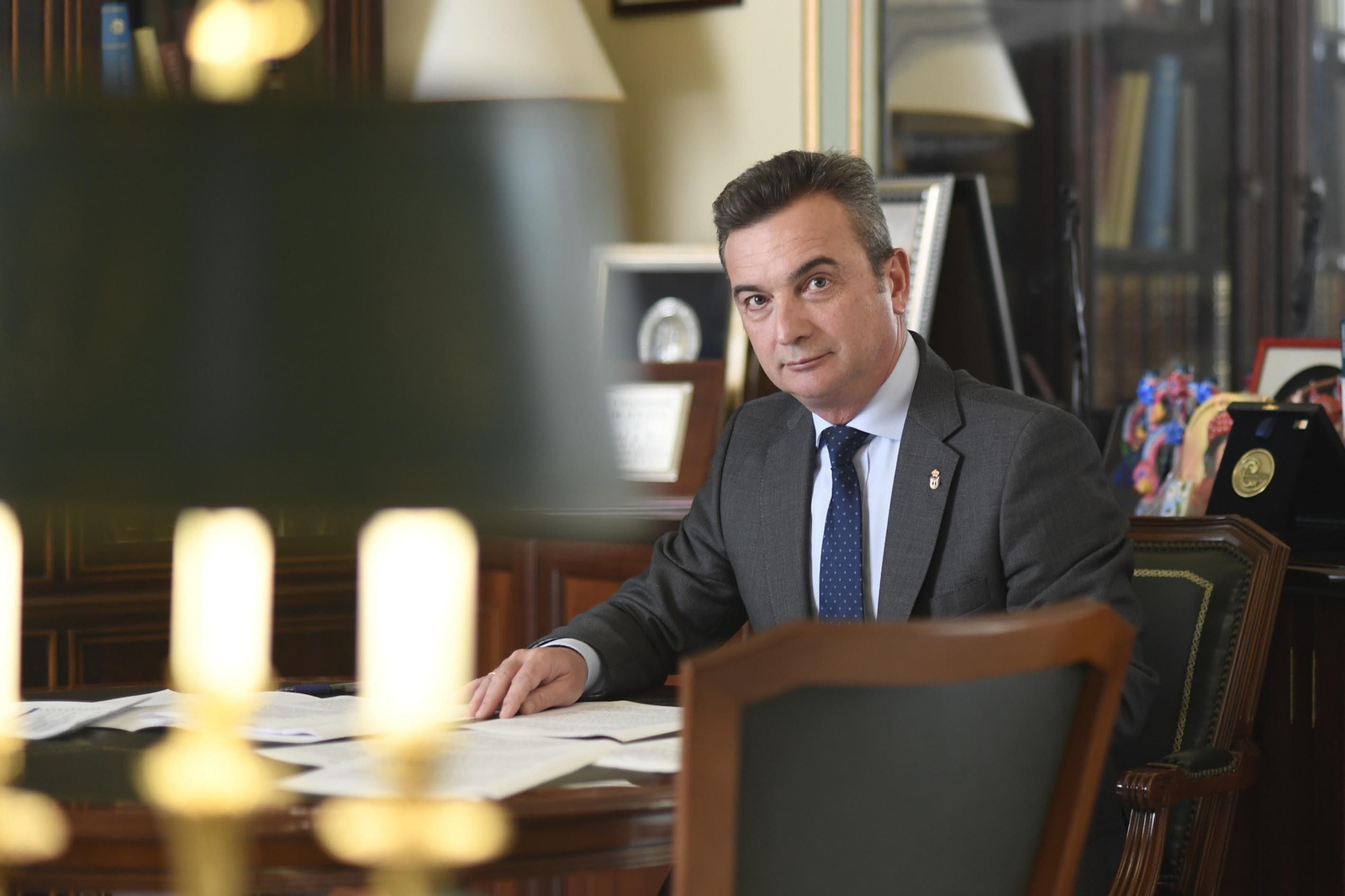 Eduardo González Mazo, en su despacho del Rectorado