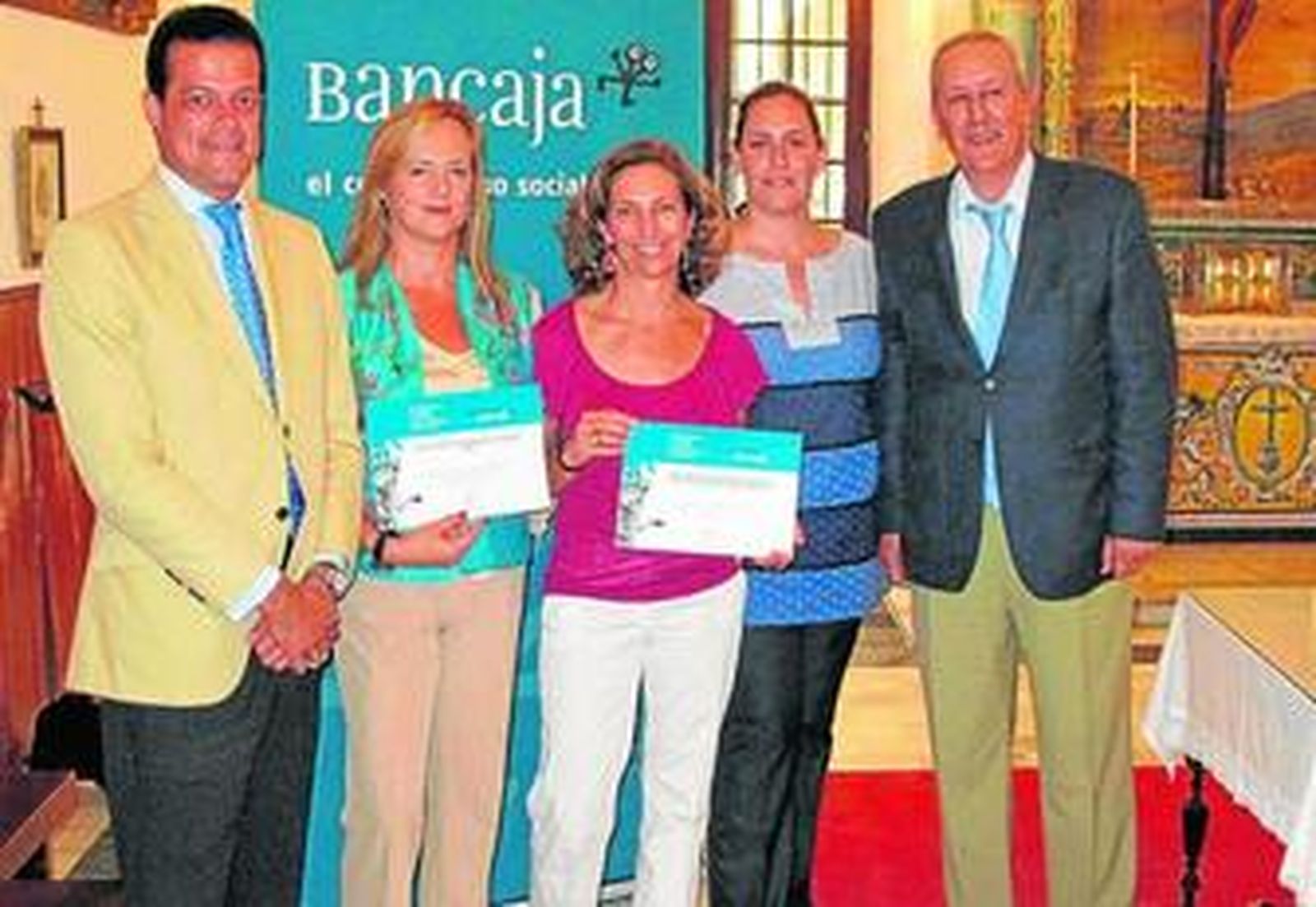 Bancaja cumple con su compromiso social