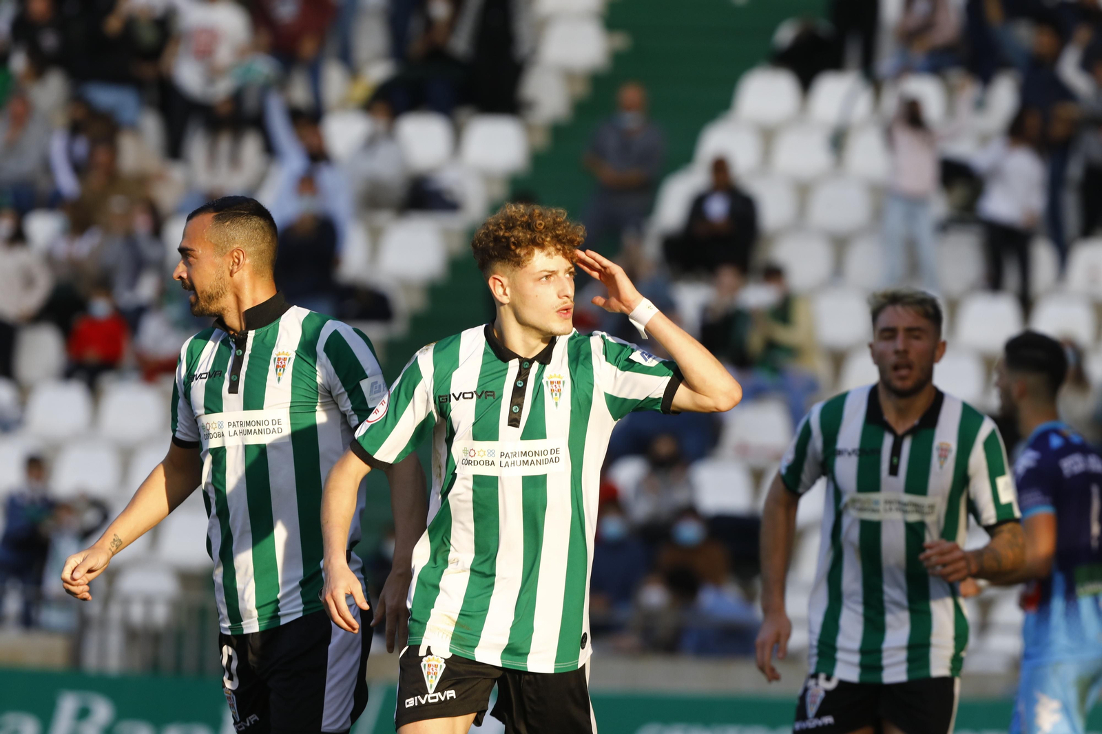 Las imágenes de la victoria del Córdoba CF ante el CD Coria