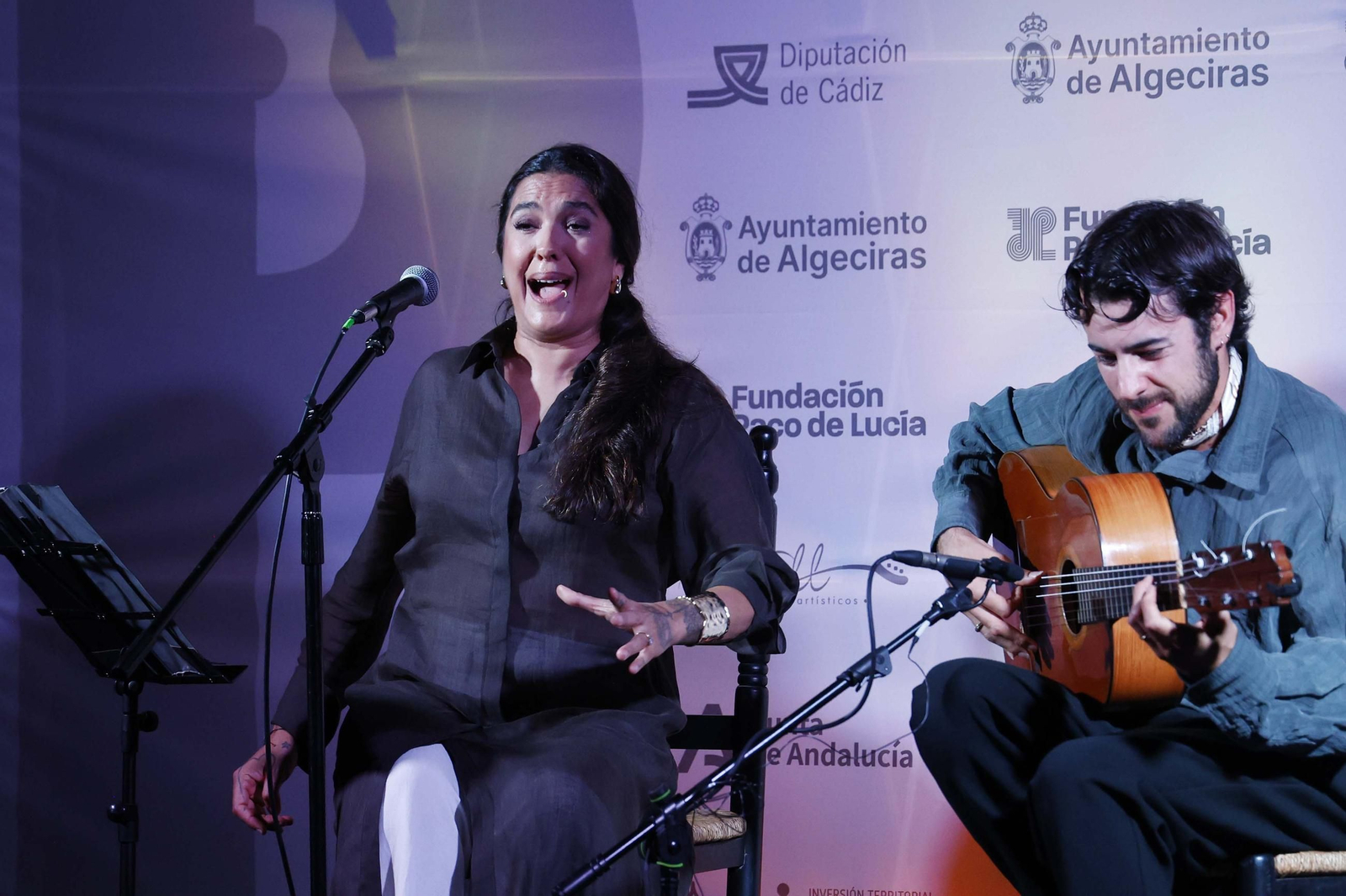 Fotos del concierto de Alba Molina y Victor Franco en el Centro de Paco de Lucía en Algeciras