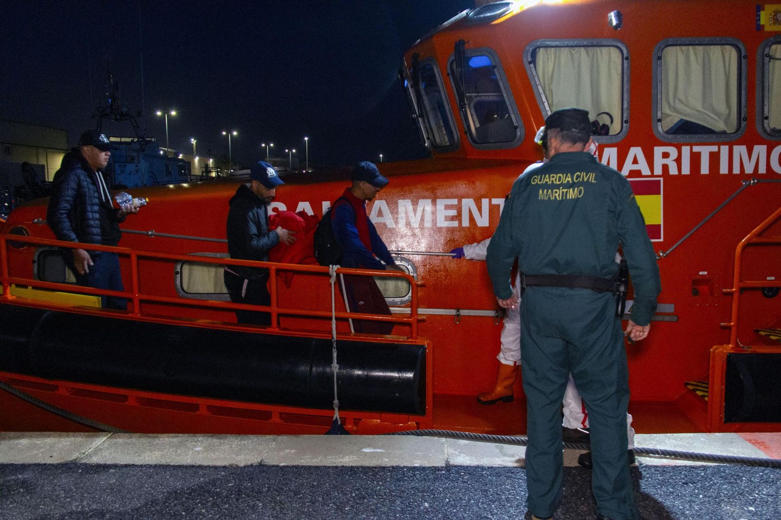 Imagen de los migrantes rescatados