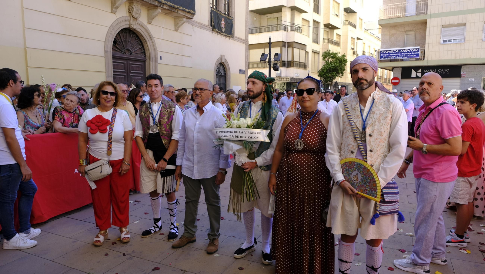La ofrenda floral a la Virgen del Mar en la Feria de Almería 2025, en imágenes