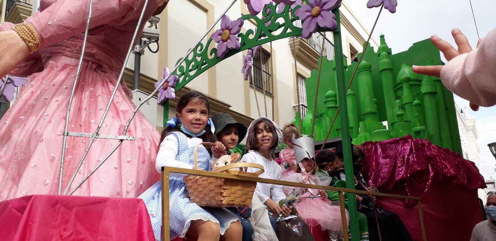 Pasacalles infantil de Carnaval por las calles de El Puerto