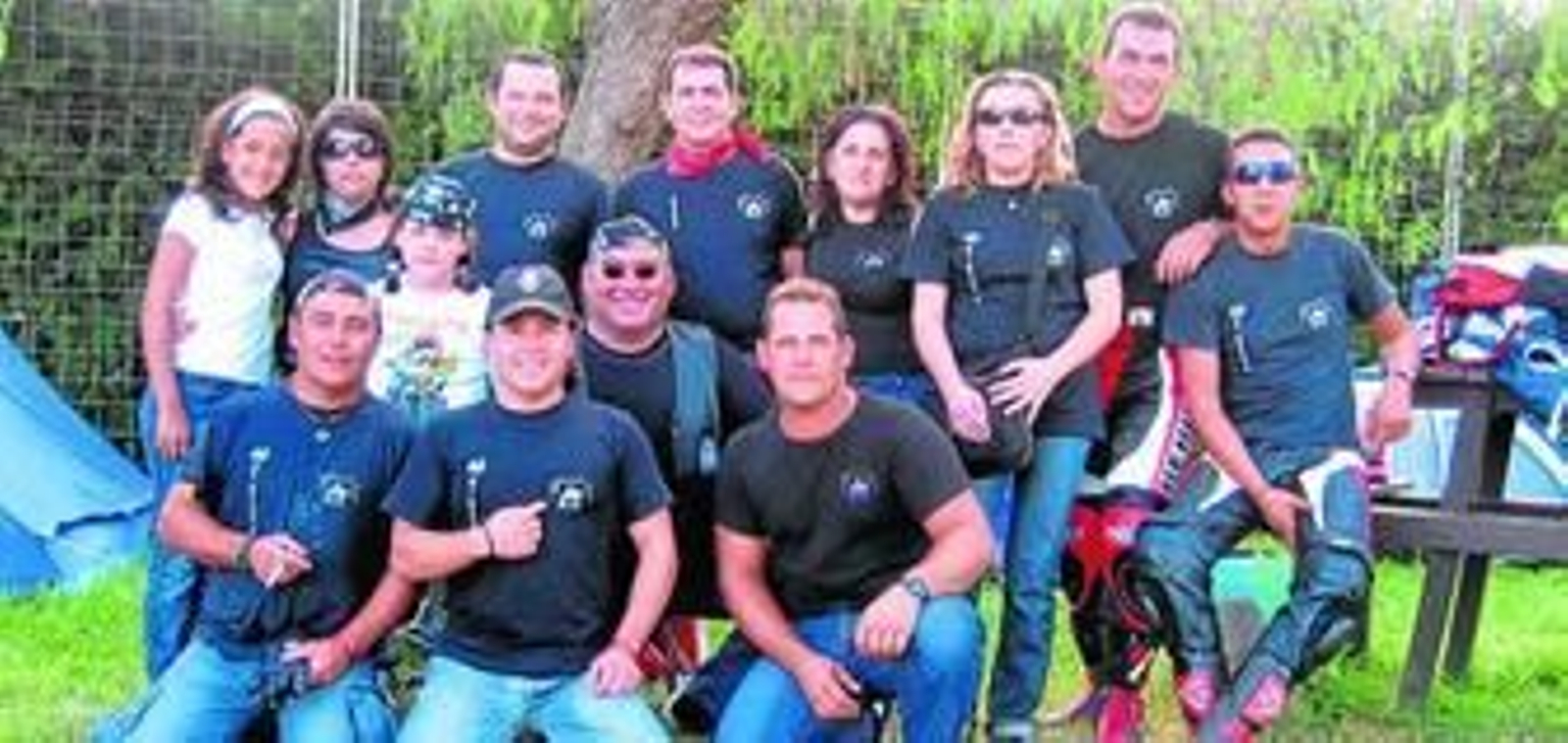 Algunos de los integrantes del Motoclub Cartaya.