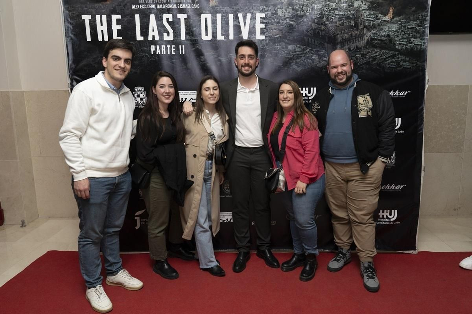 Imágenes de una noche para el recuerdo: así fue la premier de The Last Olive