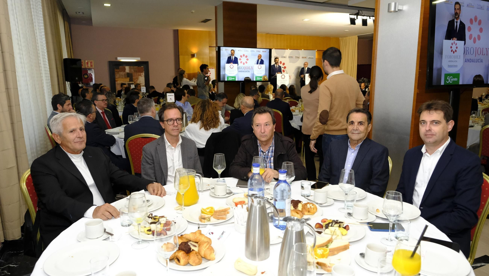 Foro Joly Andalucía-Sando, con el Consejero de Agricultura Ramón Fernández-Pacheco, en imágenes