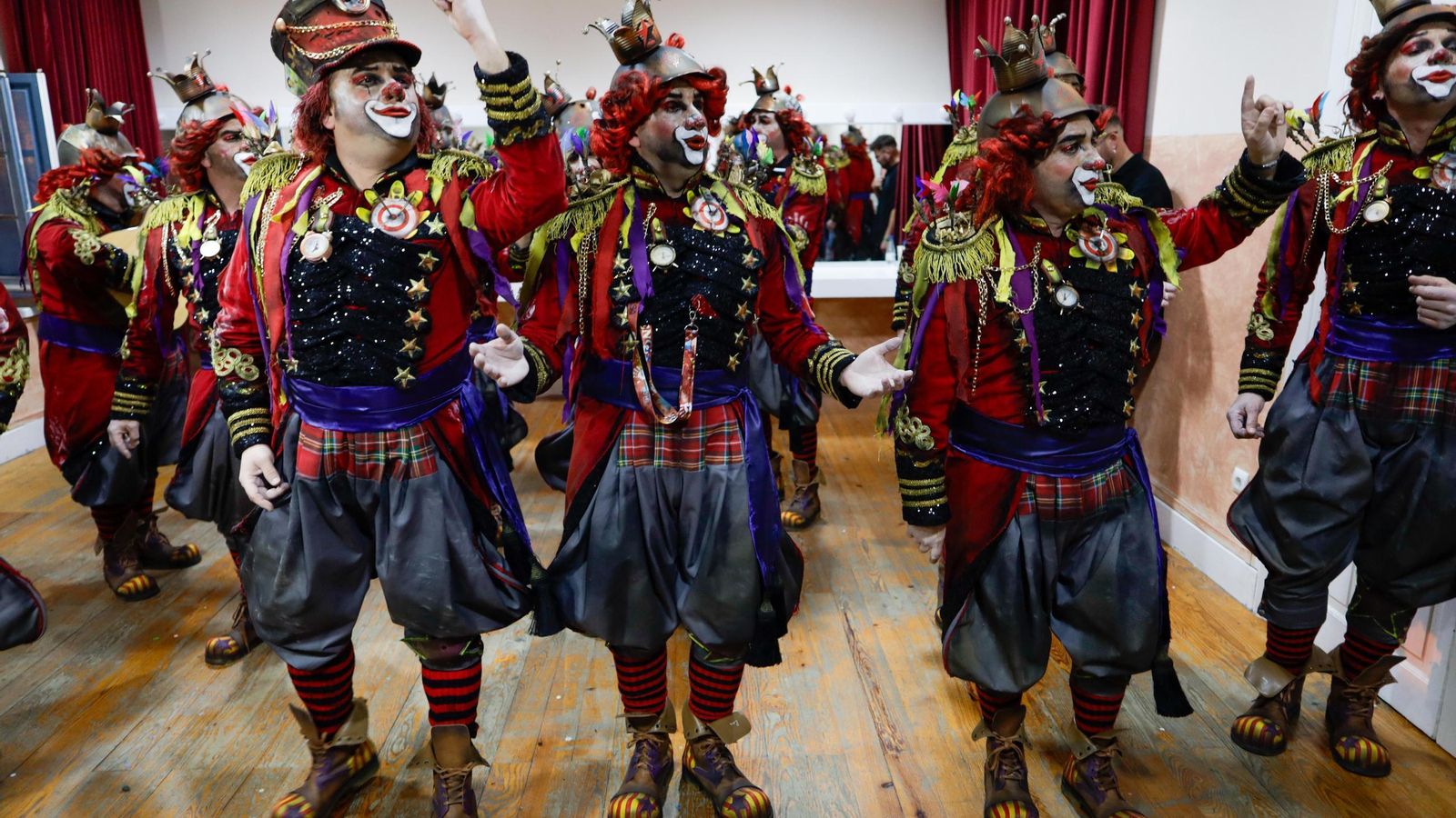 Búscate entre las mejores imágenes de la segunda sesión de cuartos de final del COAC 2025