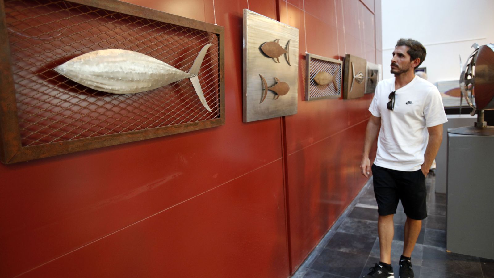 'El Señor de los Atunes' está formada por una veintena de obras
