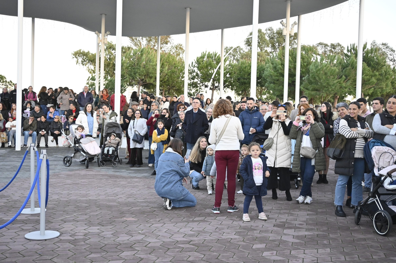 Alumbrado del Puerto de Huelva, en imágenes