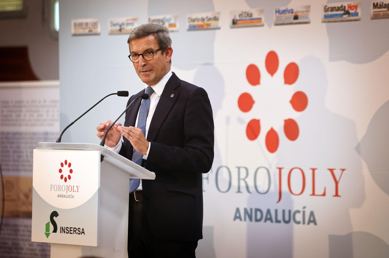 Imágenes del desayuno-coloquio con Jorge Paradela en el Foro Joly Andalucía celebrado en Huelva