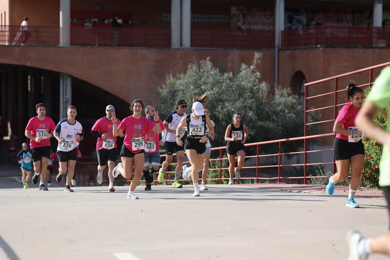 La carrera solidaria We Run de la UMA, en fotos