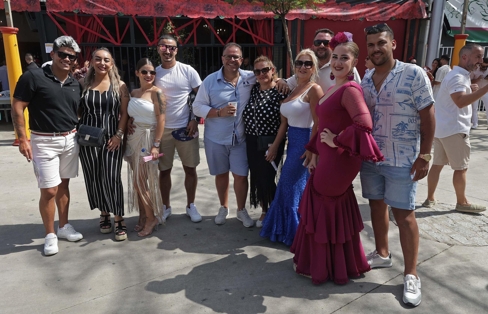 Búscate en las fotos del Domingo por Sevillanas de la Feria Real de Algeciras 2025