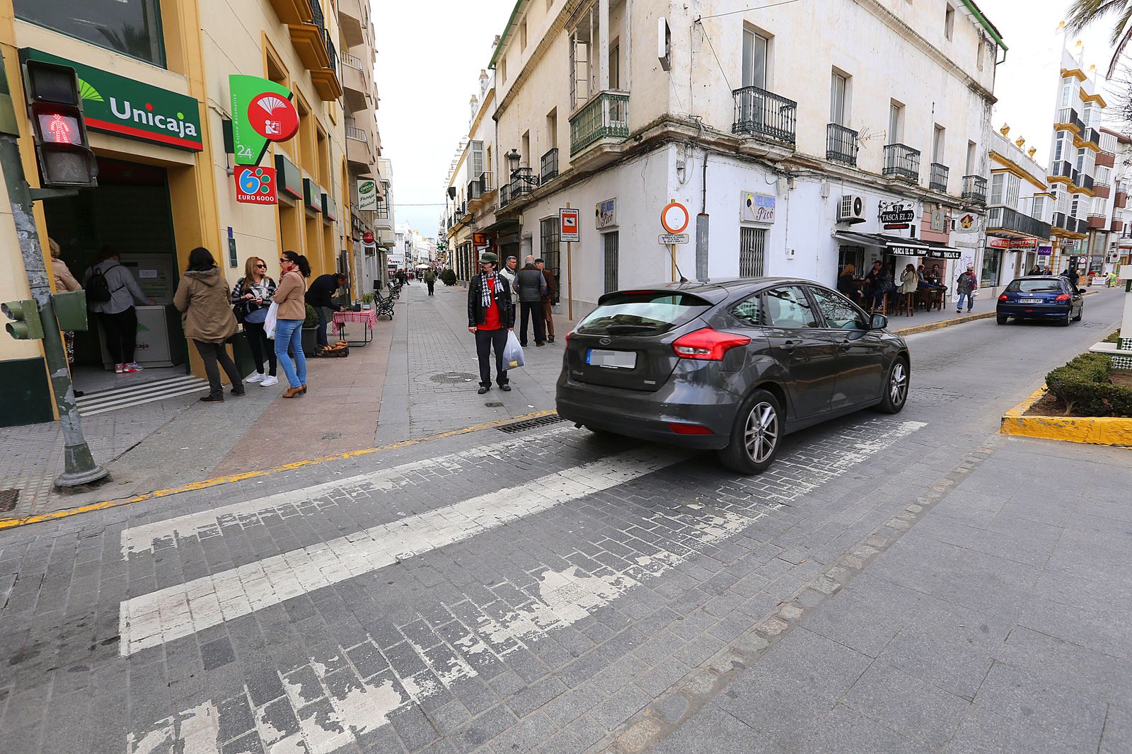La Alameda estará cortada al tráfico a partir de hoy por obras de  reparación en la calzada