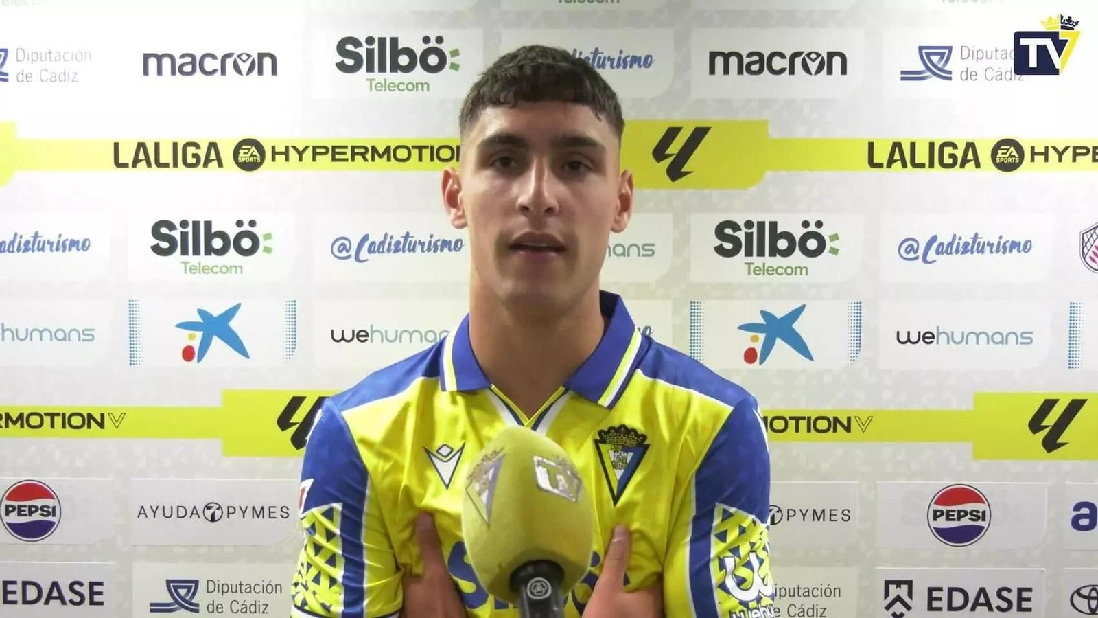 Borja Vázquez, en zona mixta.