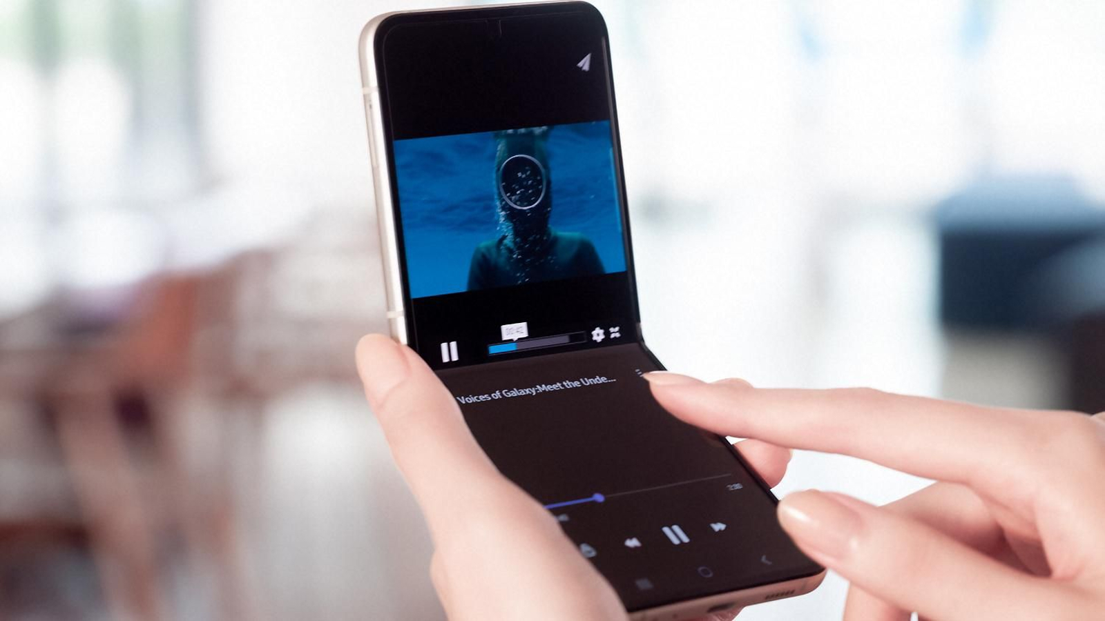 Samsung Galaxy Z Flip3