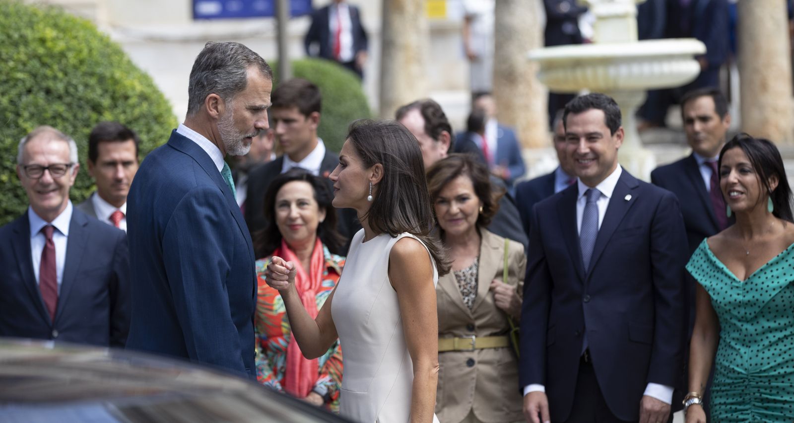 La visita de los Reyes a la exposición 'El viaje más largo', en imágenes