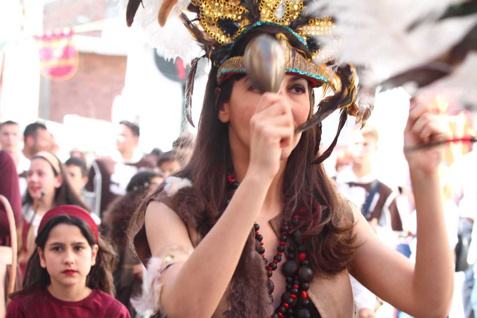 Imágenes del desfile de la XIX Feria Medieval del Descubrimiento, en Palos de la Frontera