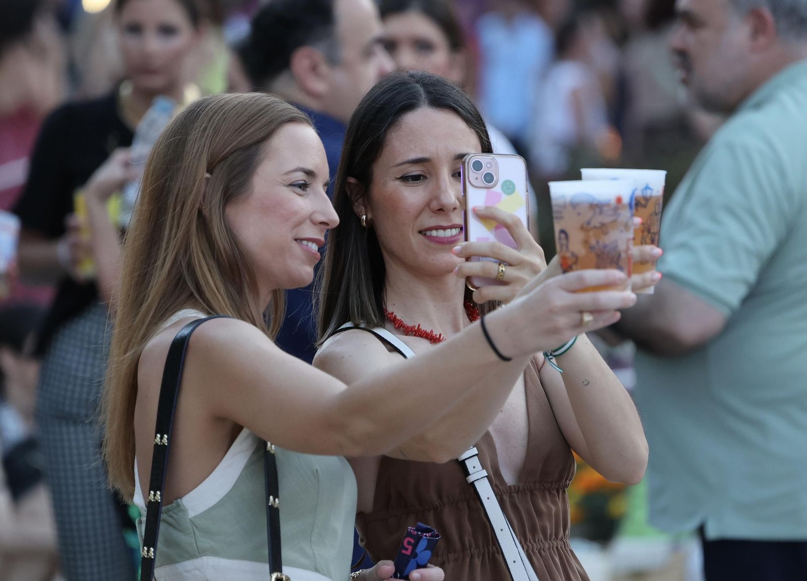 Búscate en las fotos del concierto de Antoñito Molina en Sevilla