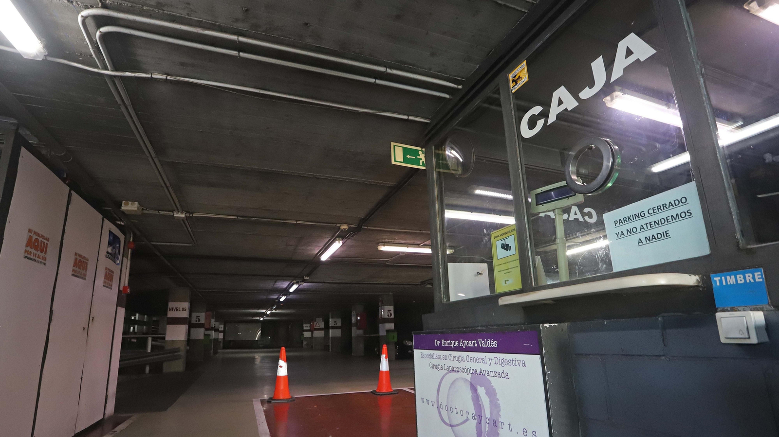 Fotos del cierre del parking La Escalinata en Algeciras Fotos del cierre del parking La Escalinata en Algeciras