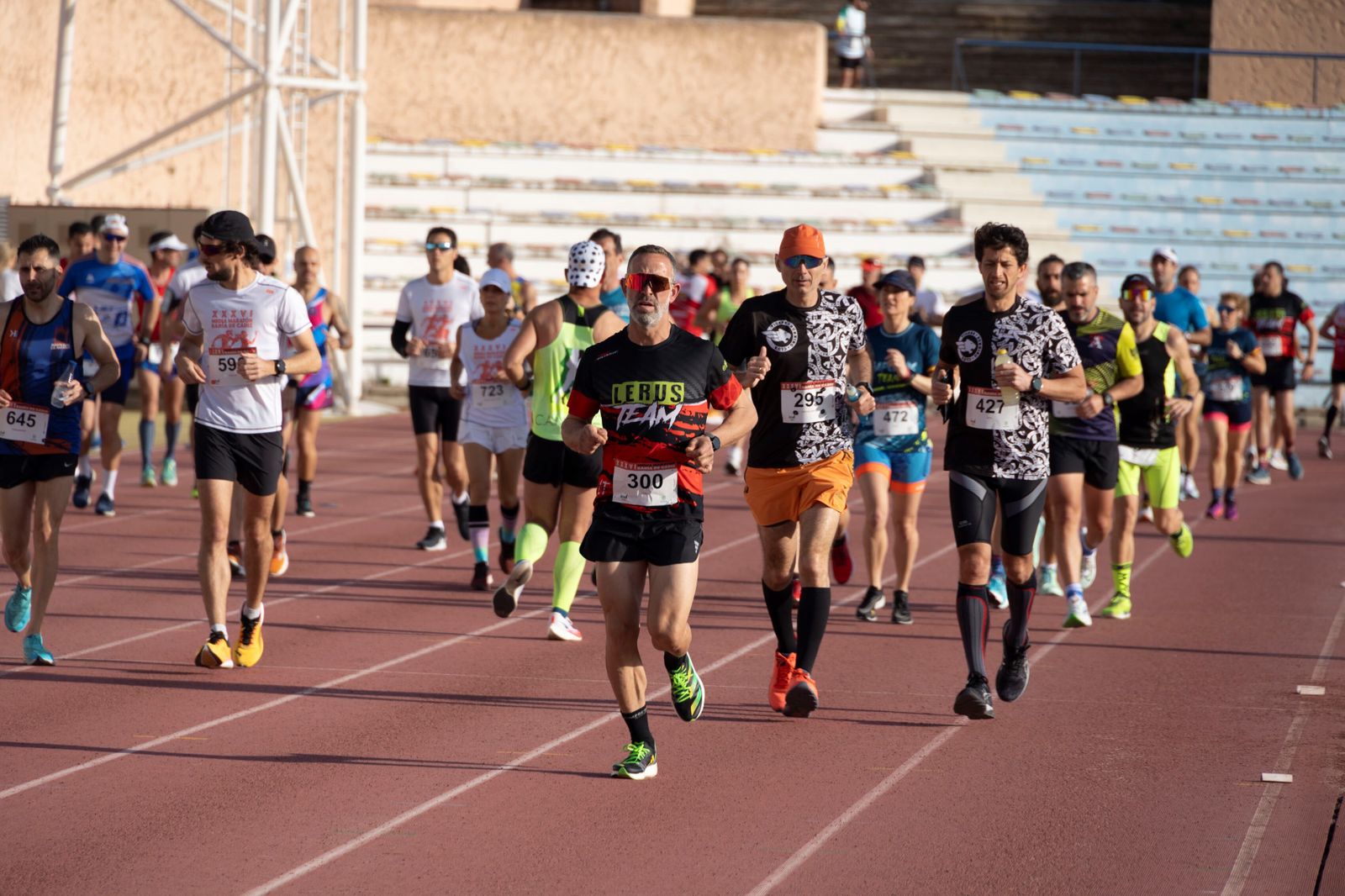 Las imágenes de la Media Maratón Bahía de Cádiz