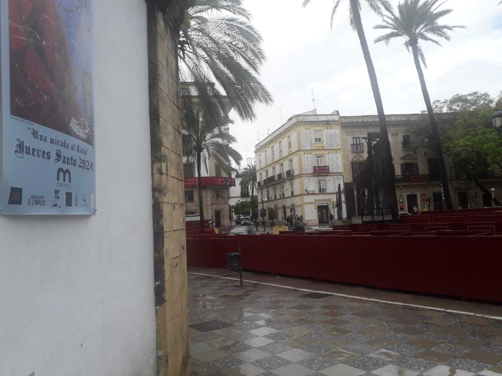 Tiempo lluvioso este Sábado Santo por la mañana en la zona de Santo Domingo.