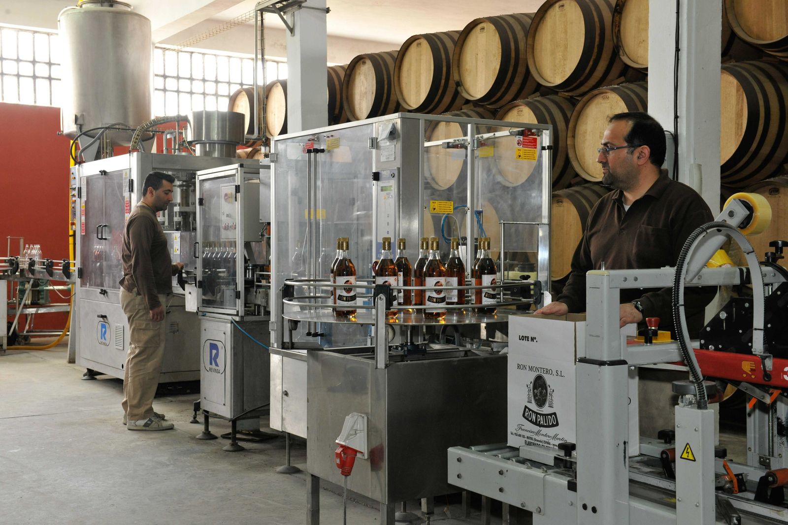 En el incendio resultaron heridas tres personas y una de ellas finalmente falleció a consecuencia de las secuelas.