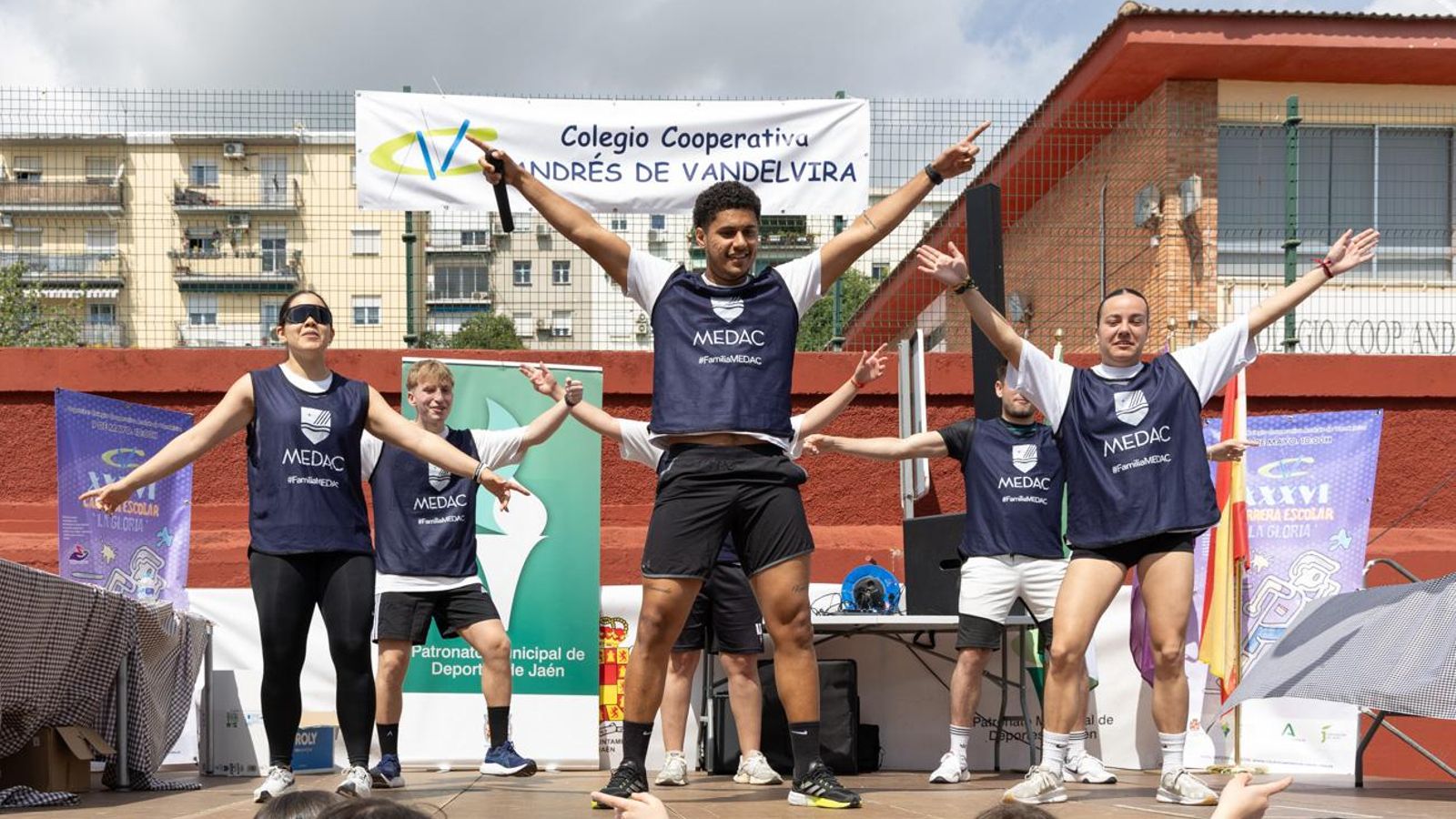 La carrera escolar de “La Gloria” que aúna inclusión y solidaridad, en imágenes