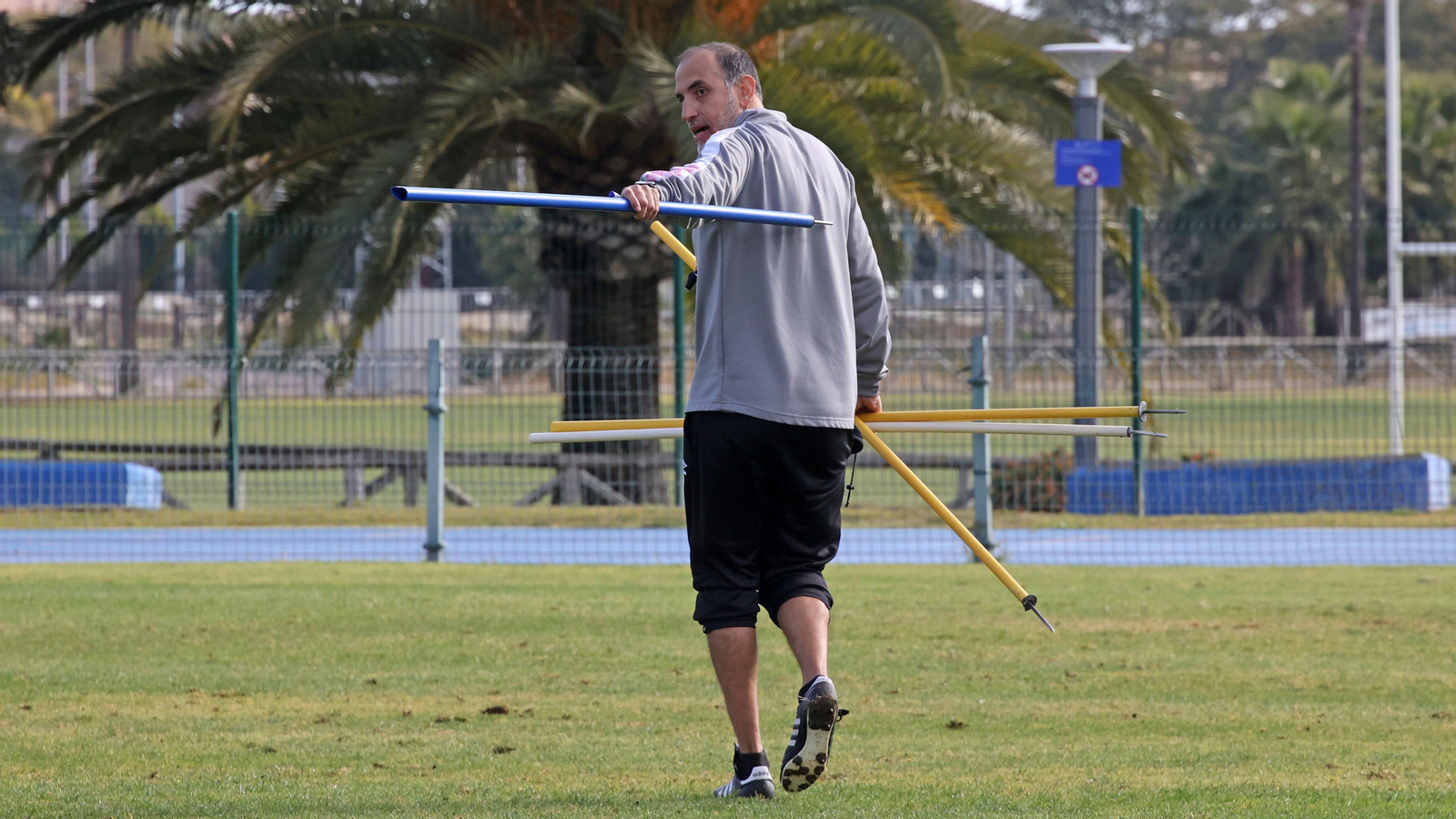 Romerito asegura que ante el Utrera ya hay que ganar sí o sí.