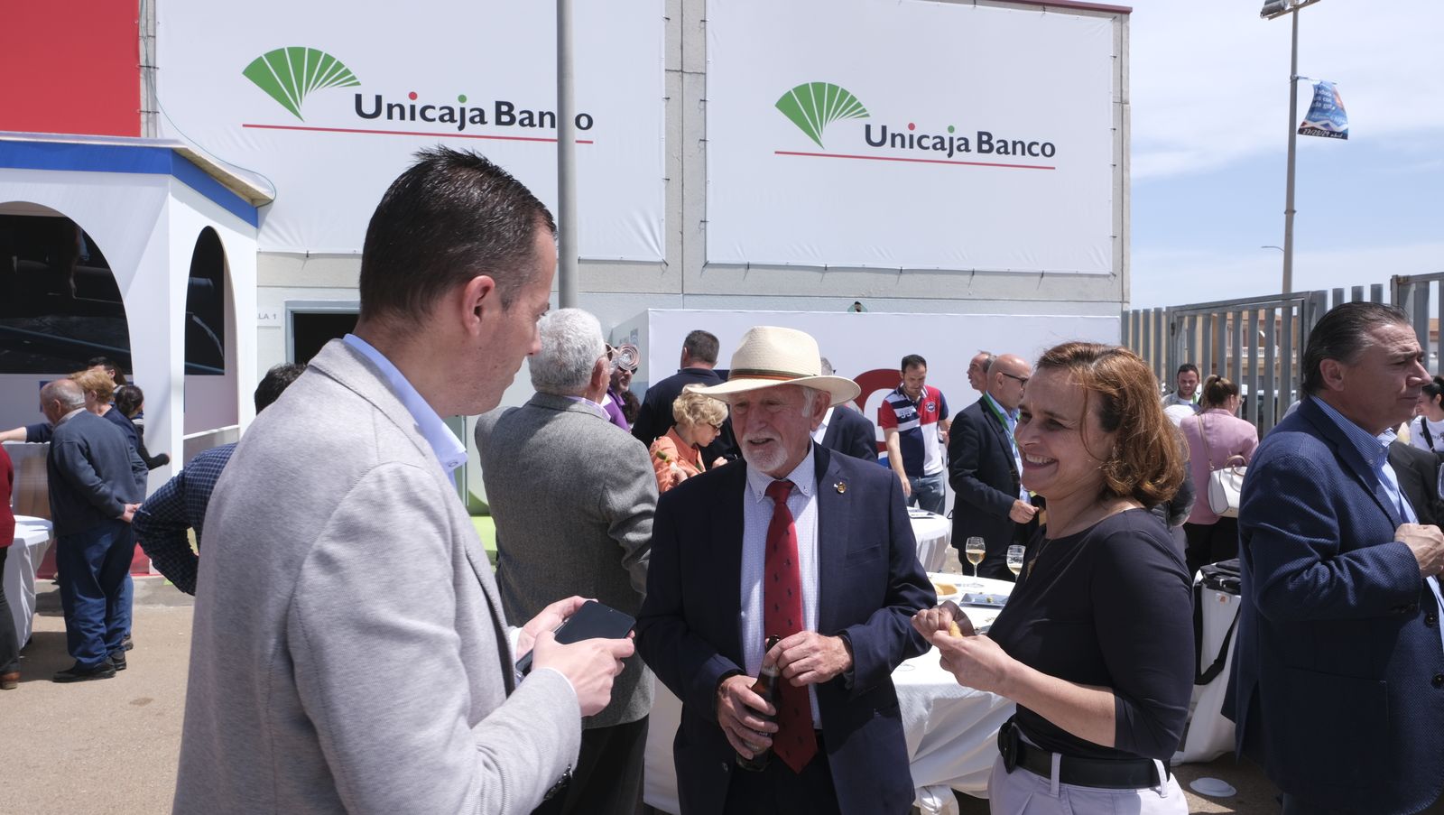 Imágenes de las jornadas de la CUCN sobre el agua en la Expolevante de Níjar.