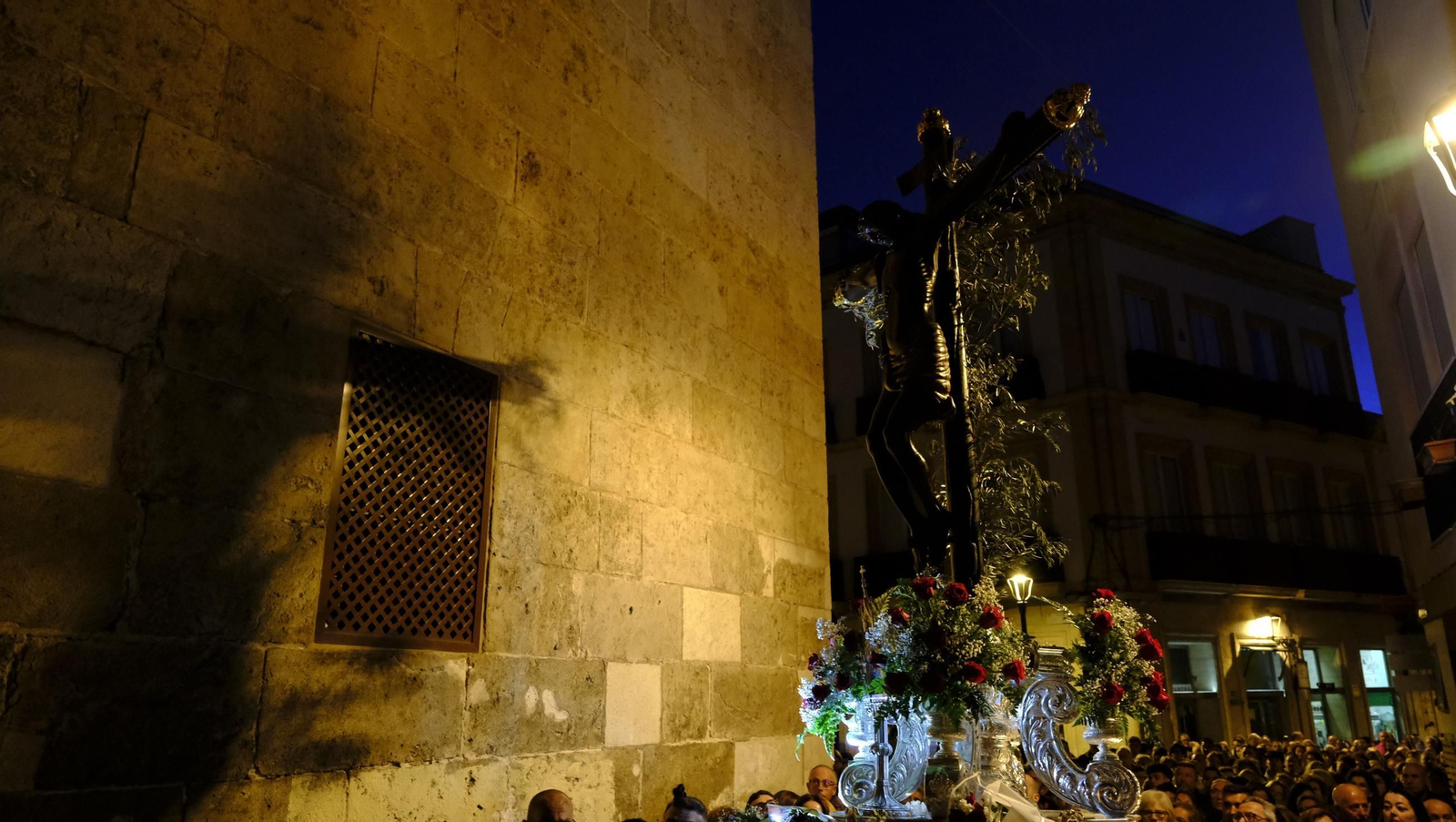Vía Crucis del Cristo de la Escucha en la Semana Santa de Almería 2025
