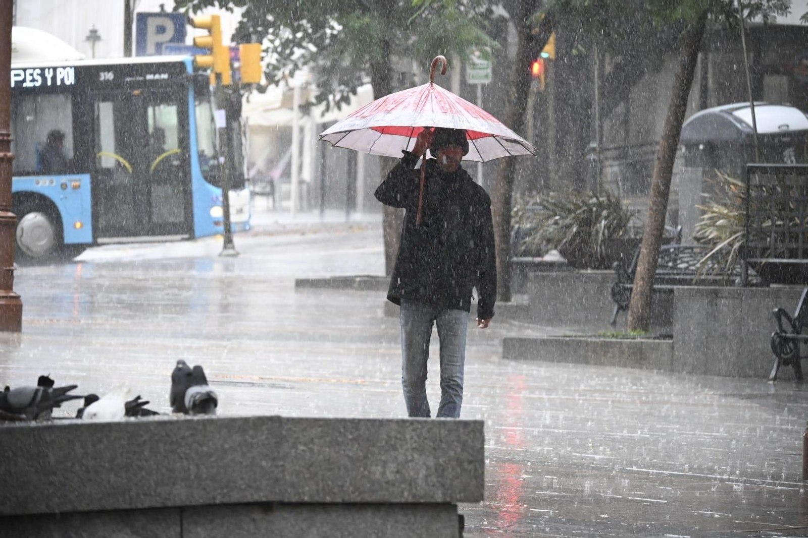 Imágenes del paso de la DANA por Huelva en la mañana del viernes