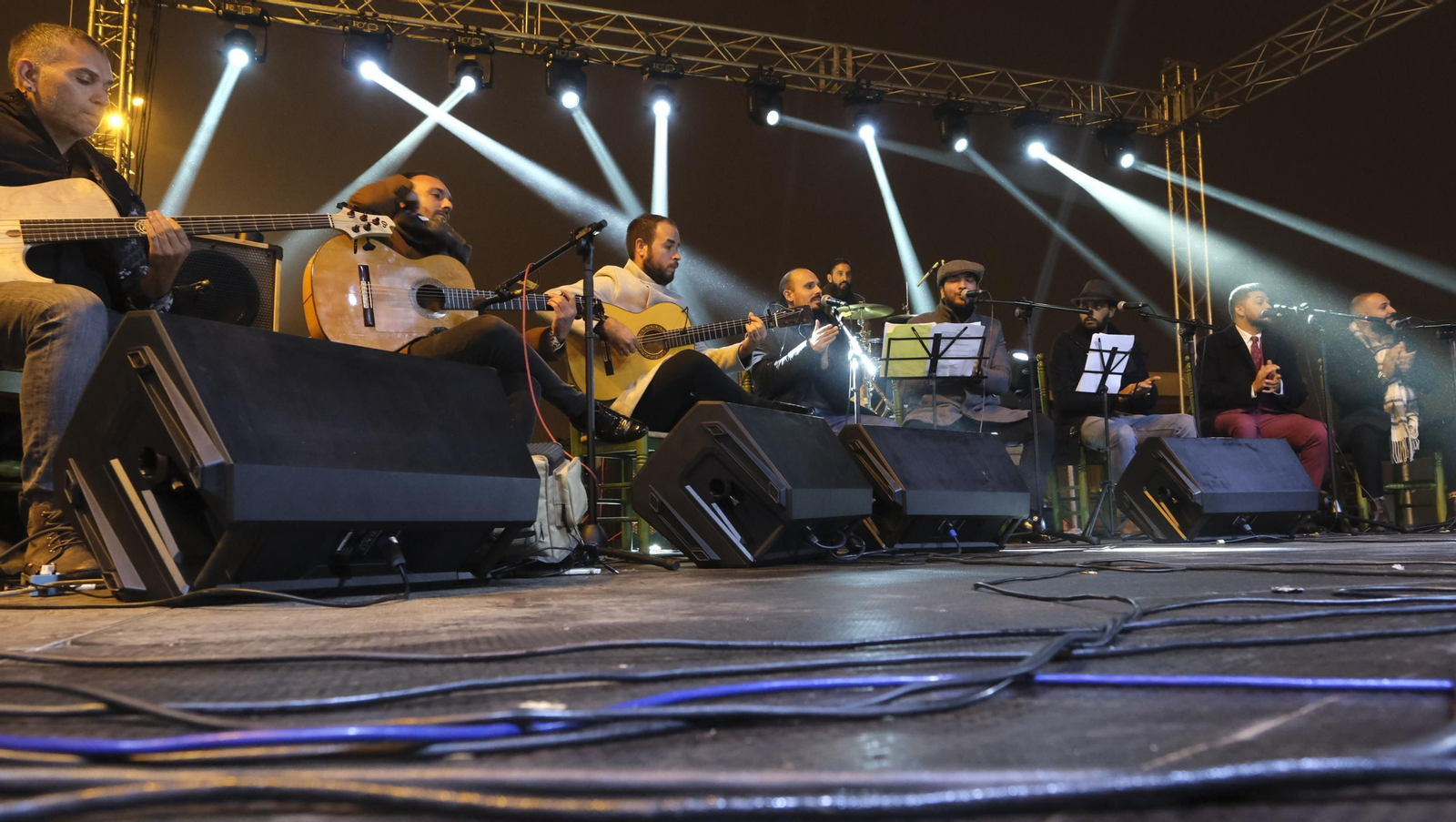 La Noche de las Candelas en el Mesón Gitano de Almería, en imágenes