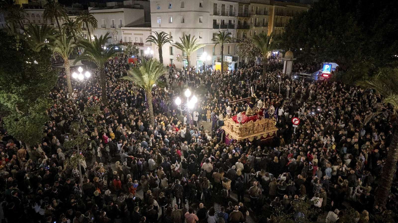 Nazareno de Santa María en la Semana Santa de Cádiz 2022