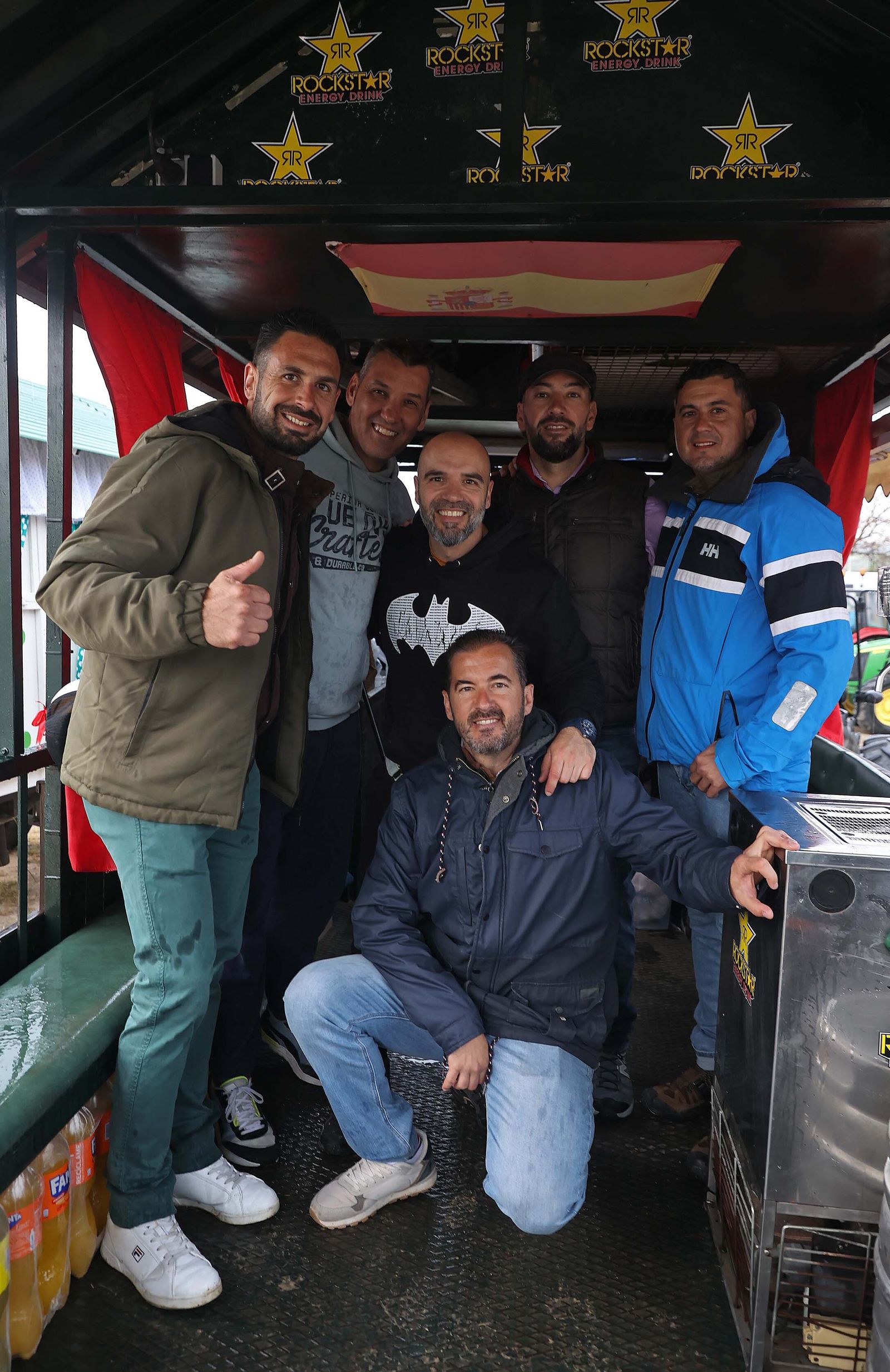 Búscate en las fotos del sábado en la romería de Los Barrios