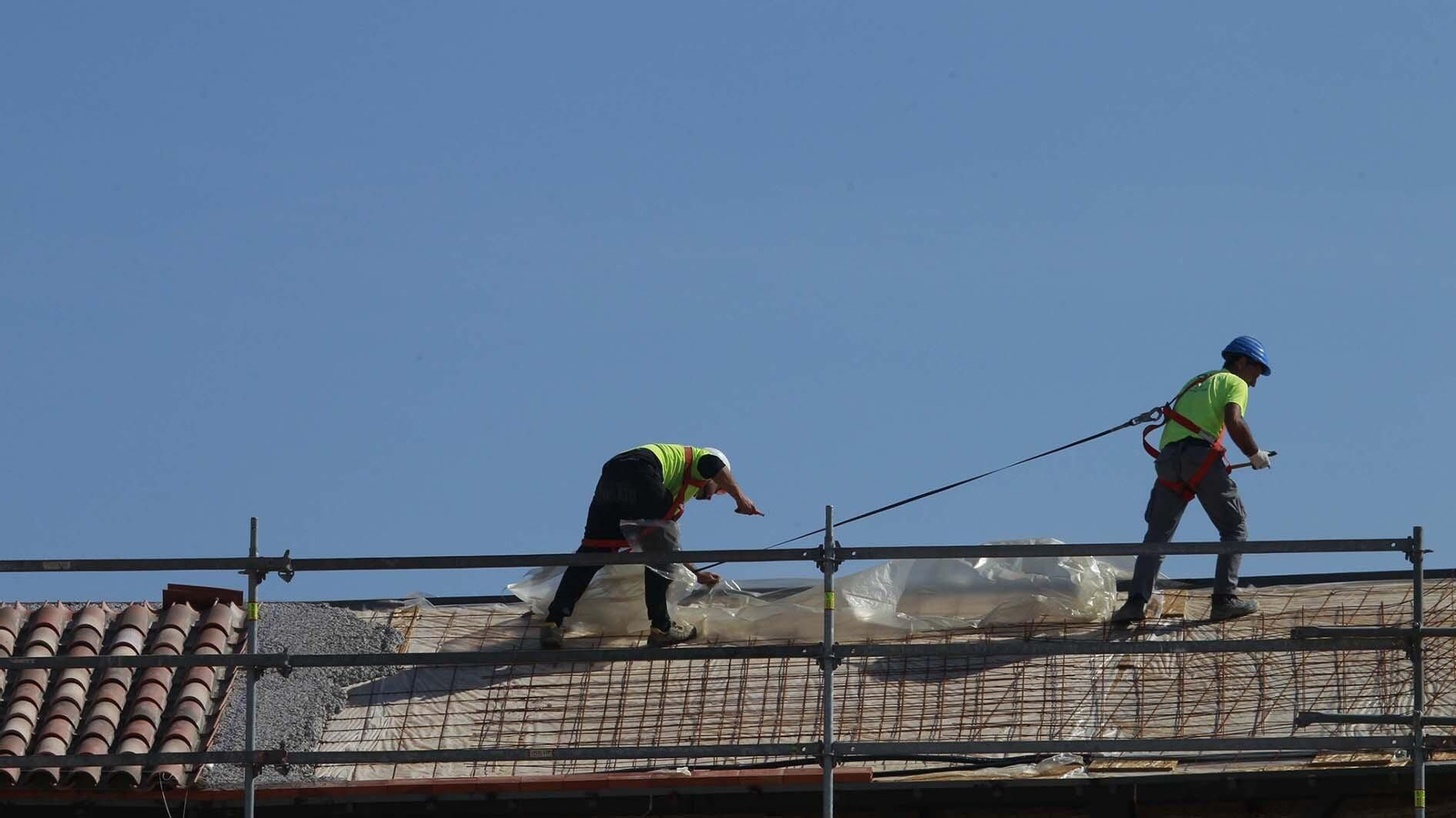 Las fotos de las obras de la plaza de toro de la Línea