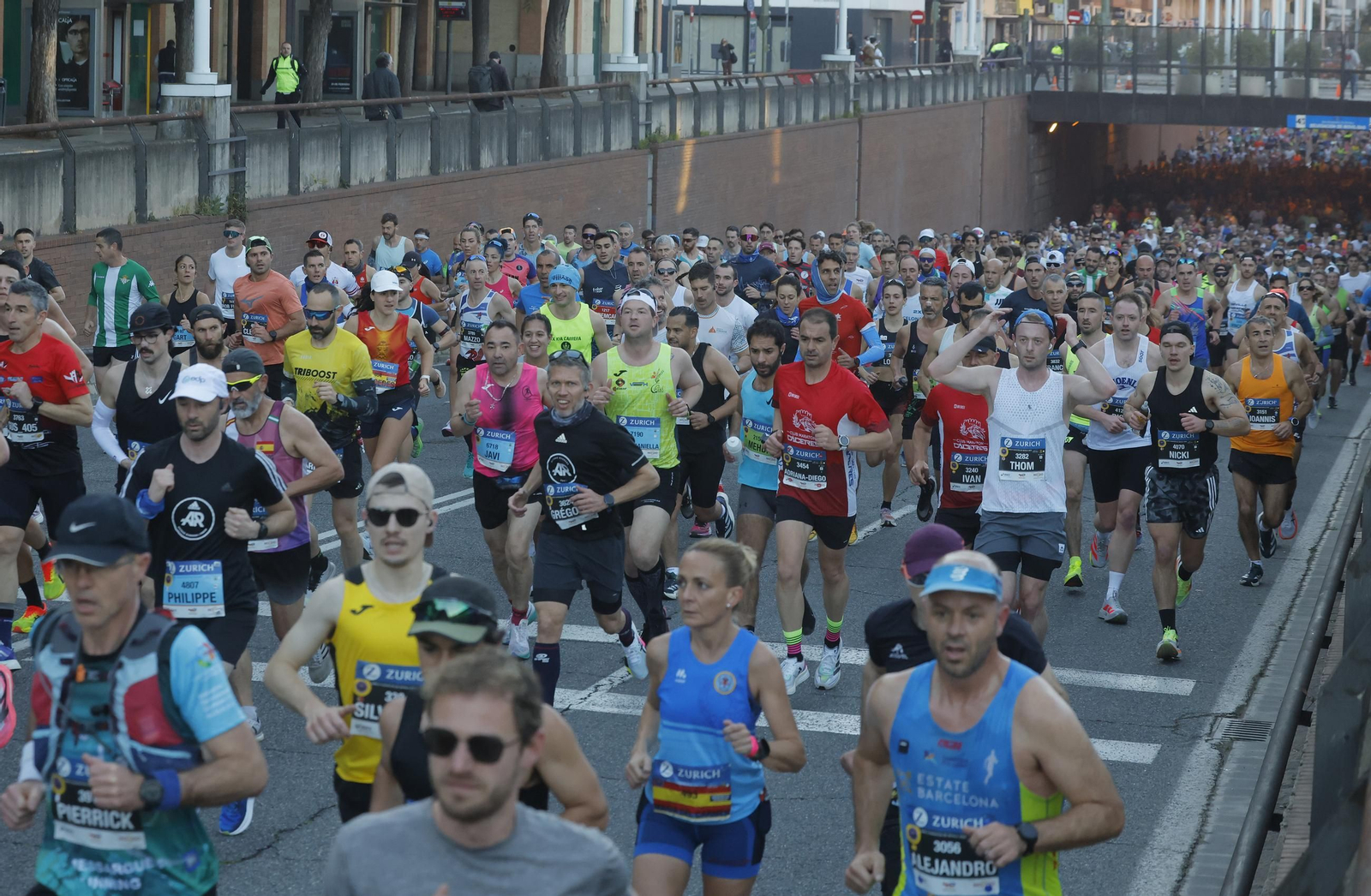 Búscate en el Zurich Maratón de Sevilla 2025