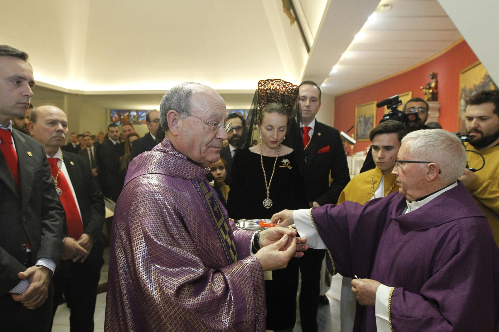 Fotogalería bendición Señor de la Vida. Parroquia Montserrat. Almería