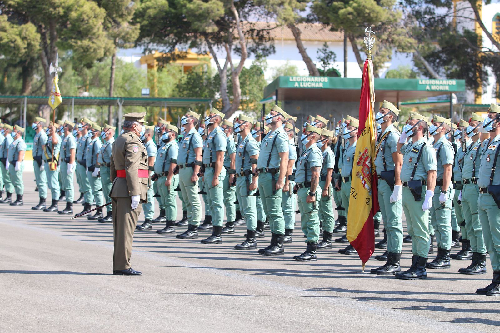 Fotogalería El Jefe del Estado Mayor del Ejército preside el acto conmemorativo del CI aniversario de La Legión