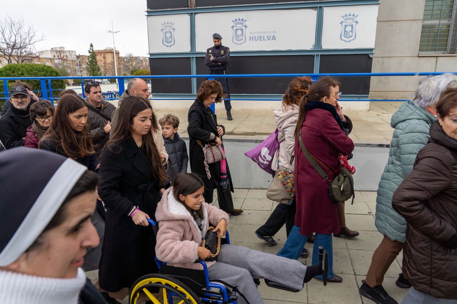 Fotografías del ambiente previo a la Misa funeral por las víctimas del accidente ferroviario