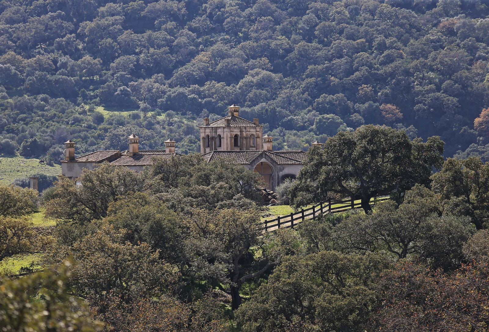 Fotos del lugar donde se produce Ribera de Hozgarganta, el primer vino del Campo de Gibraltar