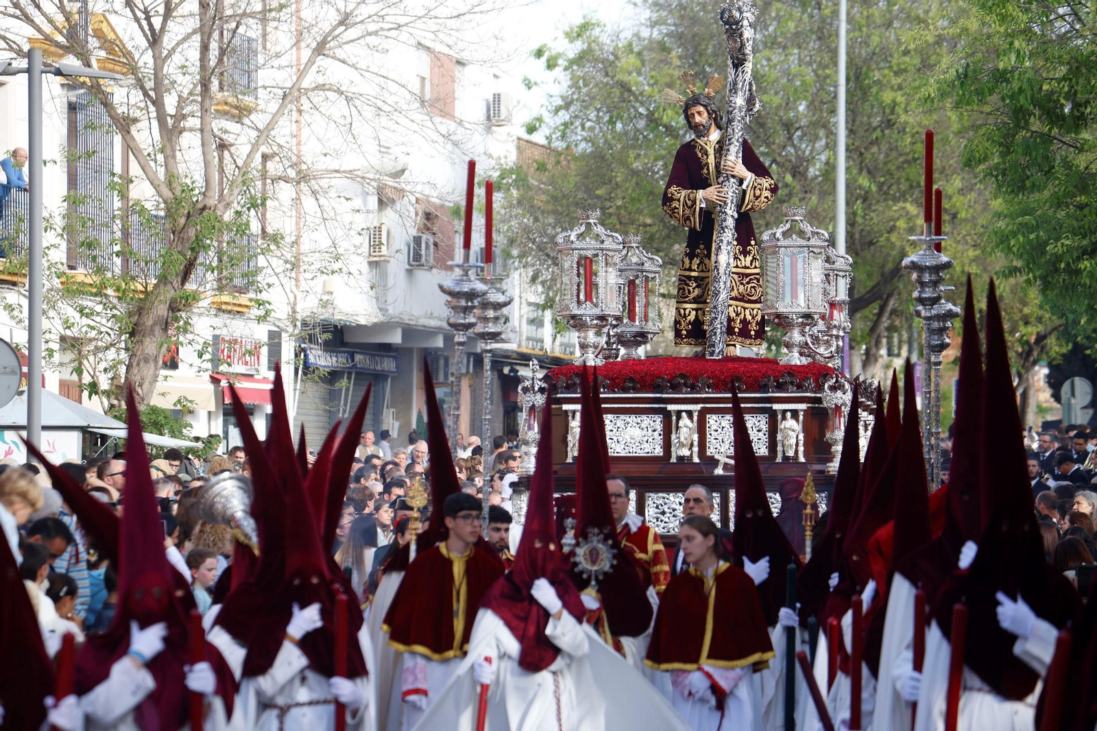 La procesión de la Vera-Cruz en este Domingo de Ramos de Córdoba, en imágenes