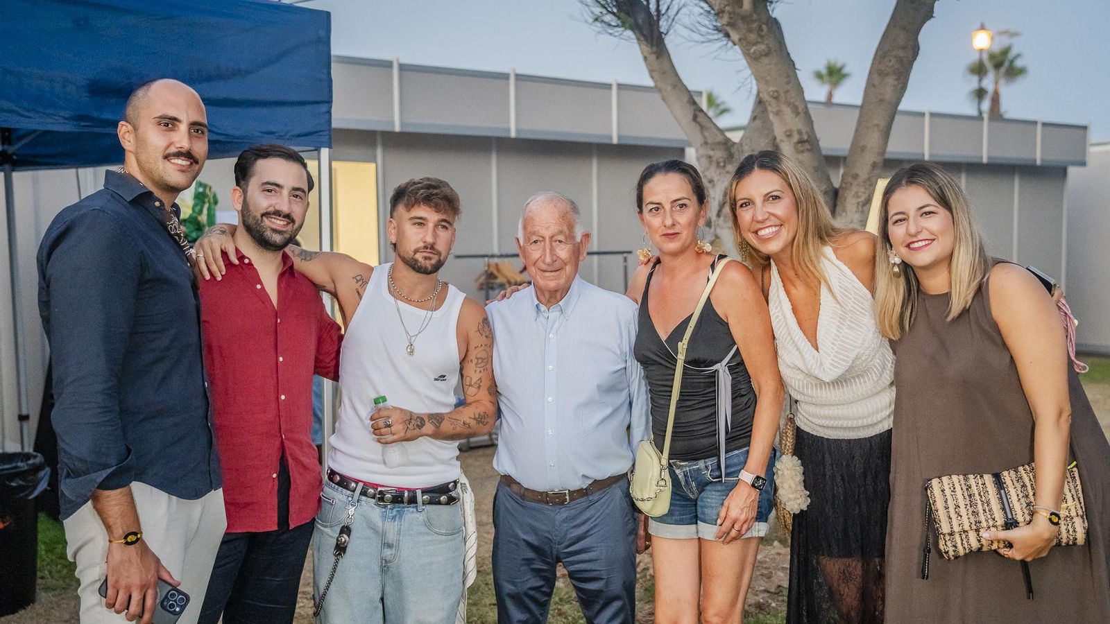 Gabriel Amat, alcalde de Roquetas junto a Dani Fernández.