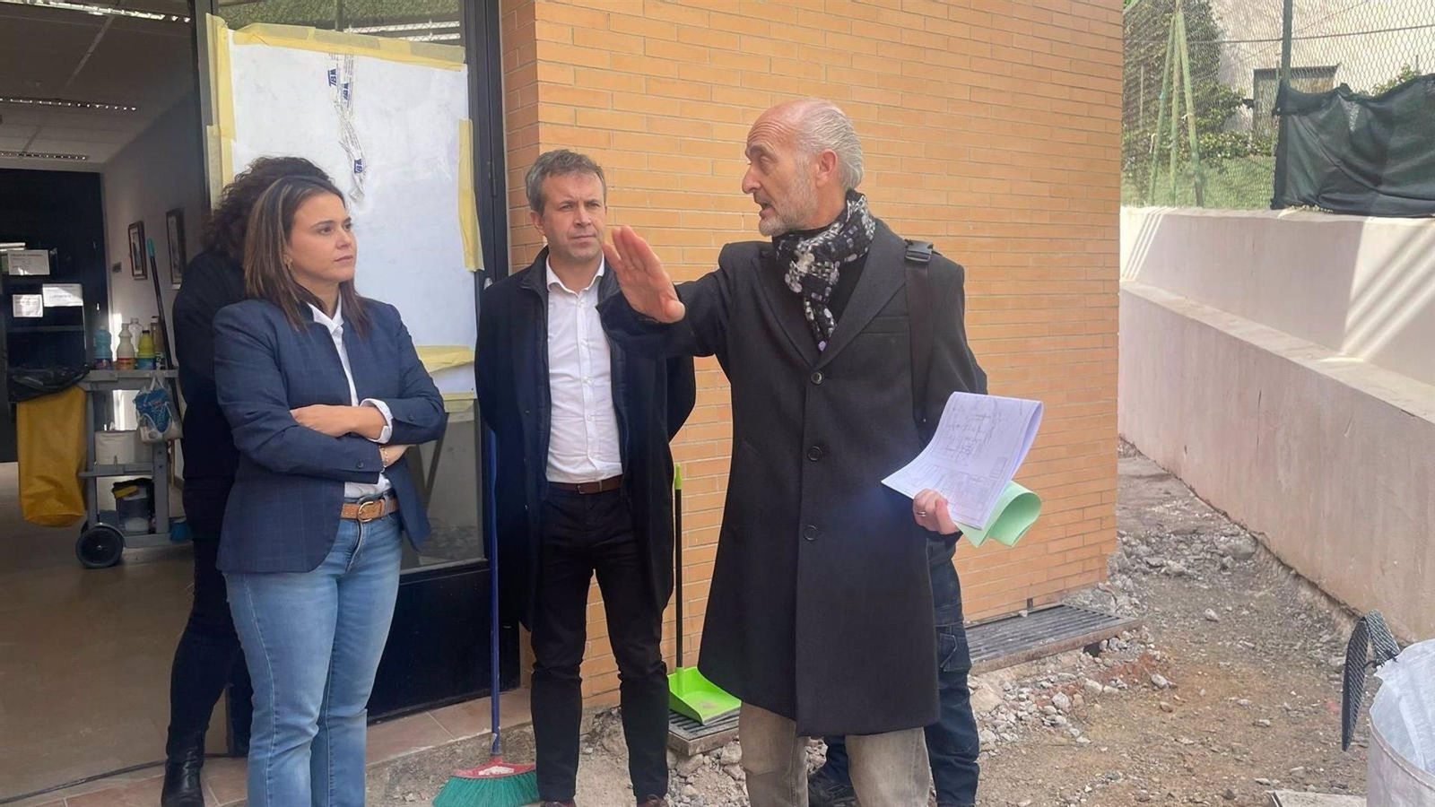 Ángeles Díaz y Julio Millán visitaron las obras.