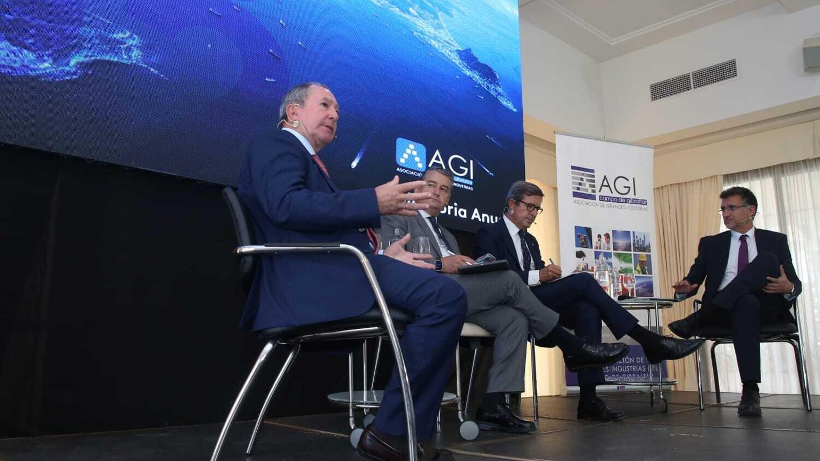 Antonio Moreno, Antonio Sanz, Jorge Paradela y Javier Chaparro, durante la presentación de los datos de la AGI. Antonio Moreno, Antonio Sanz, Jorge Paradela y Javier Chaparro, durante la presentación de los datos de la AGI.