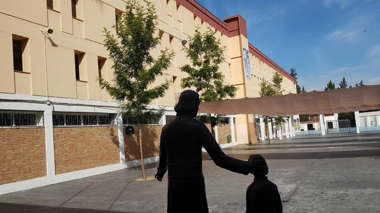 Fachada del Colegio de los Maristas.