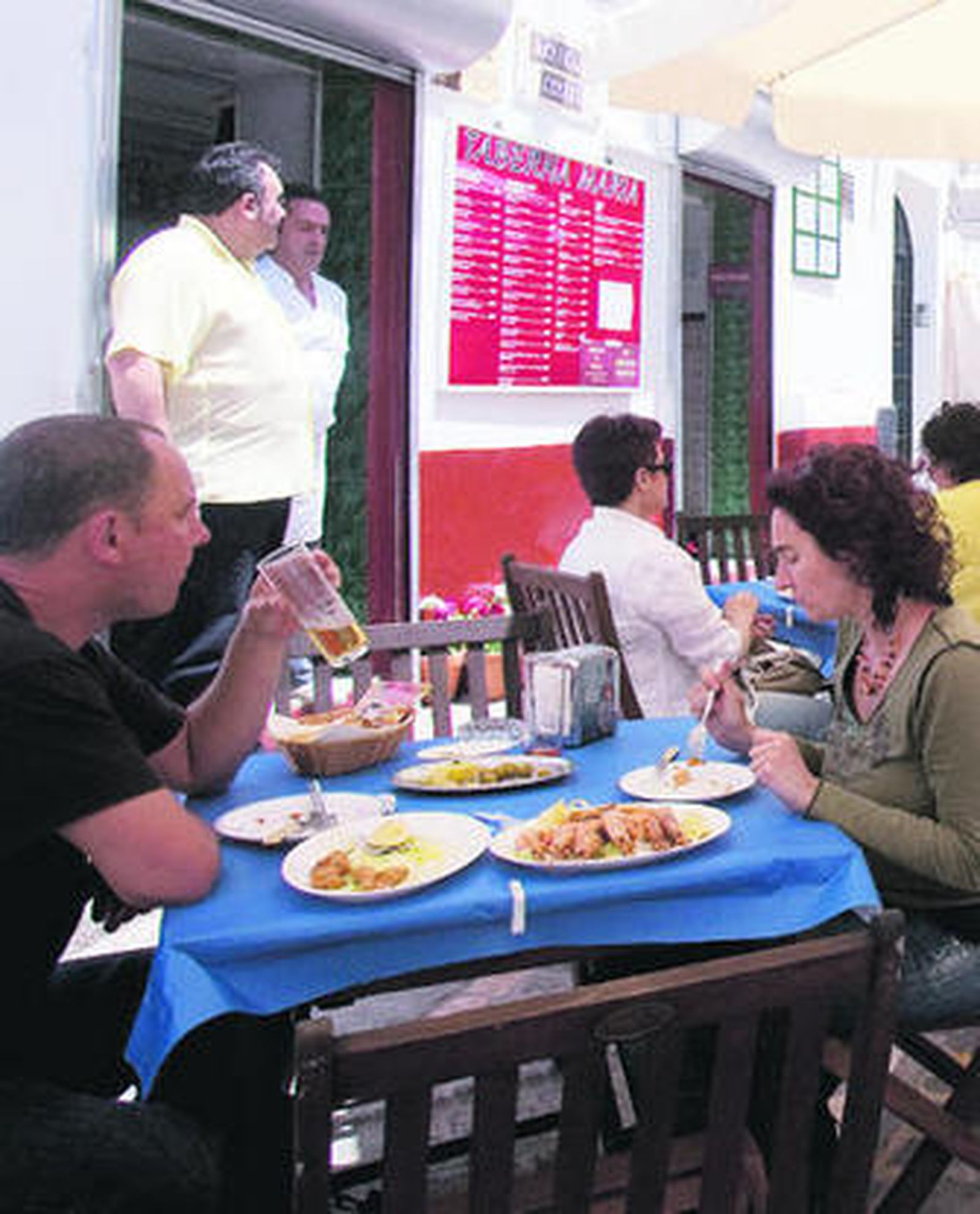 Uno de los establecimientos de la calle La Palma.