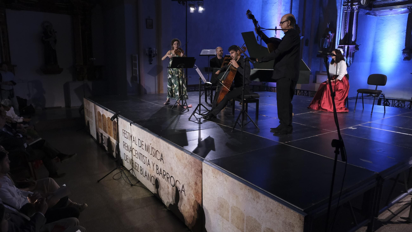 Fotos del concierto de Anna Urpina en Vélez Blanco