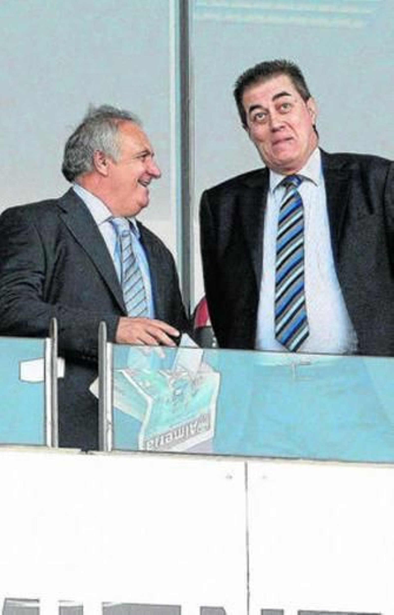 Tirón de orejas para evitar el vagón de cola