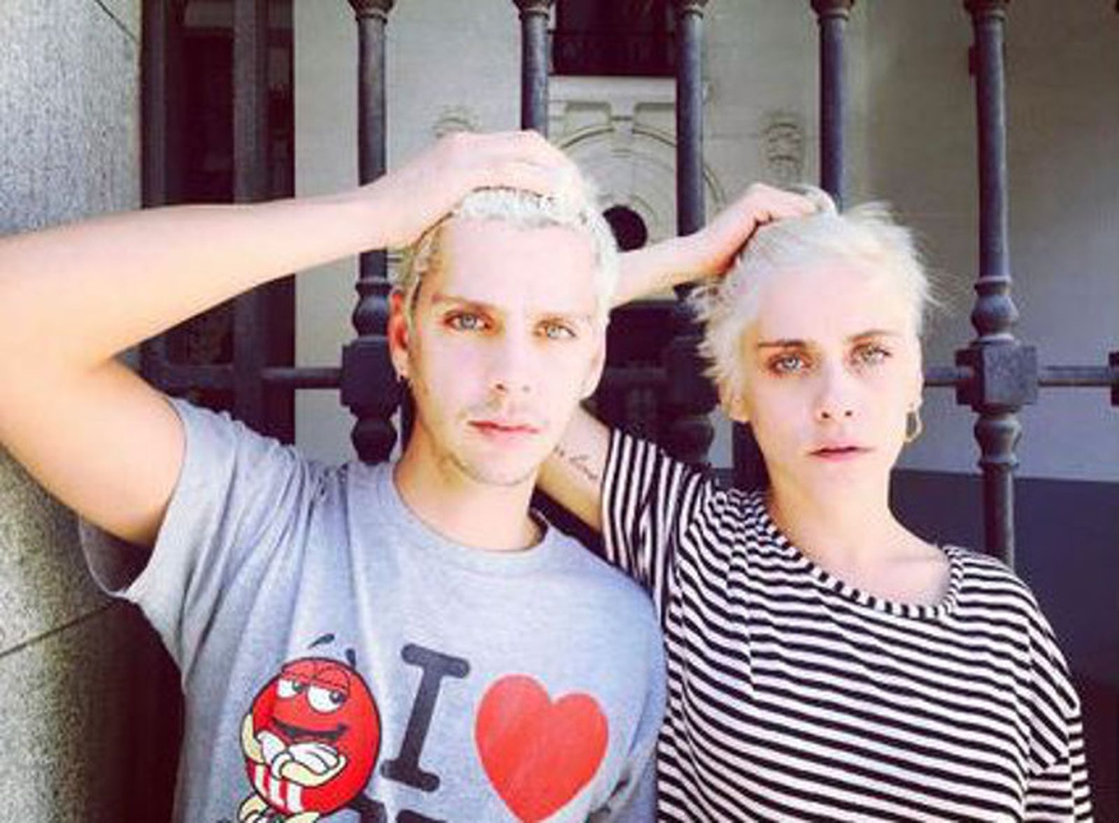 Eduardo Casanova y María León.