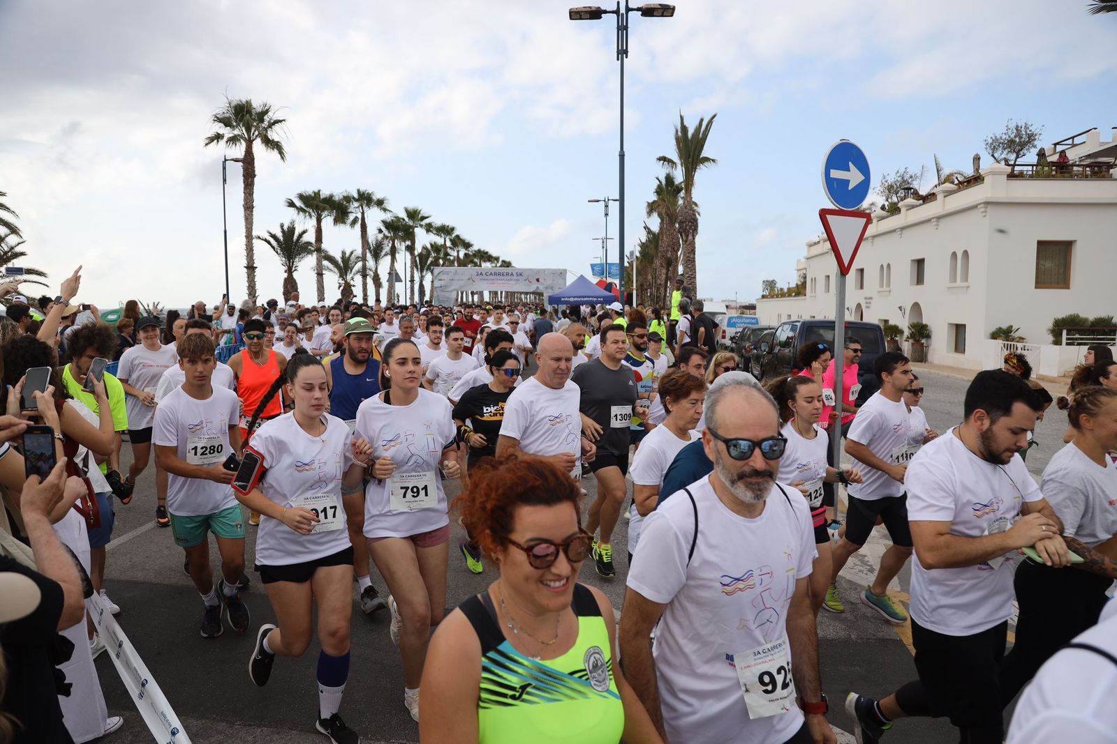 Las fotos de la 3ª carrera solidaria Memorial Vicente Granados en Málaga